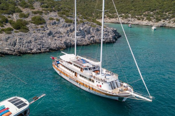 Boreas exterior view islandhopping   zvaiom